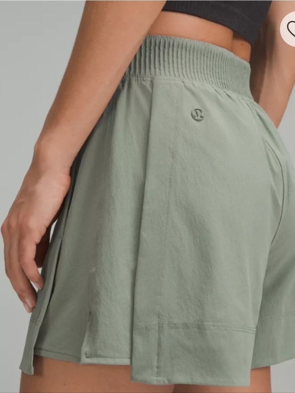 New - lululemon Stretch Woven Relaxed-Fit High-Rise Short 4" - Olive Green